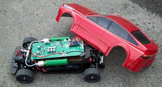 FSP_Hydrogen_Fuelled_RC_Car_555_01.jpg