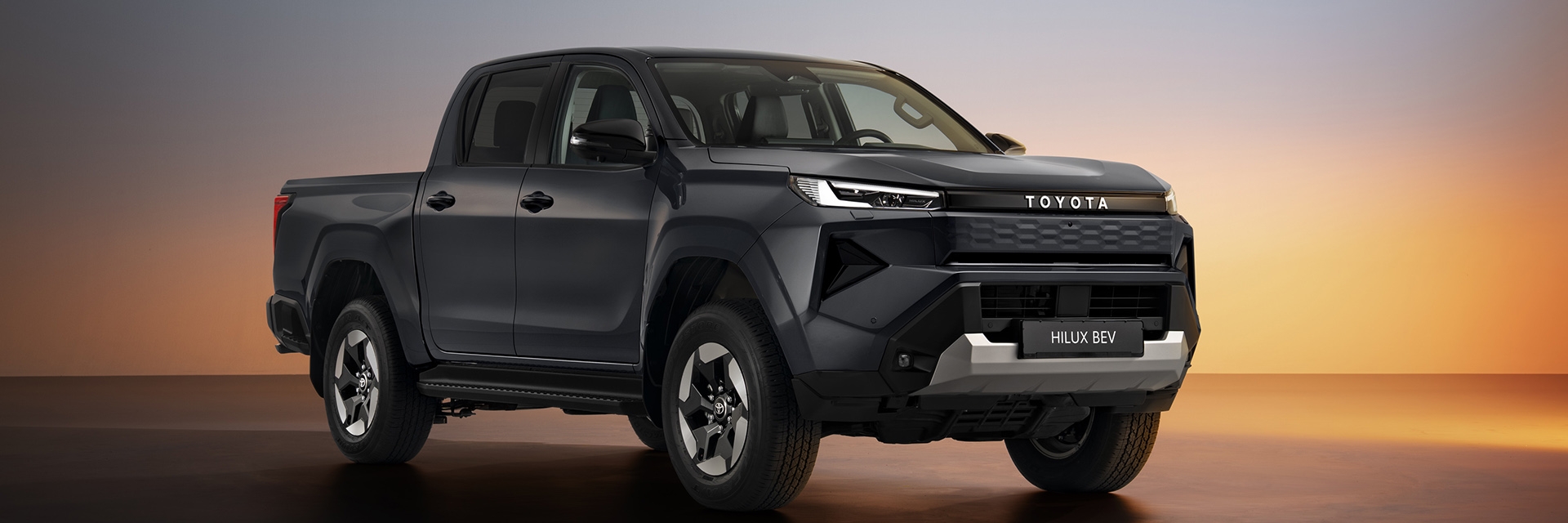 TOYOTA-Hilux-BEV-2026-driekwart-voor