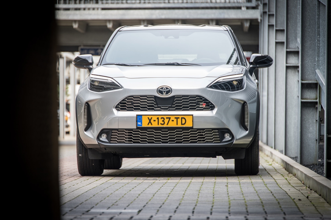 Toyota-exterieur-Yaris-Cross-vooraanzicht